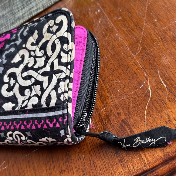 Vera Bradley Turn Lock Wallet Canterbury Magenta Quilted Zip Around Wallet - Picture 13 of 17